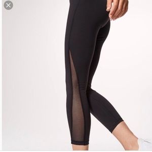 Lululemon EUC Train Times Pant w mesh side